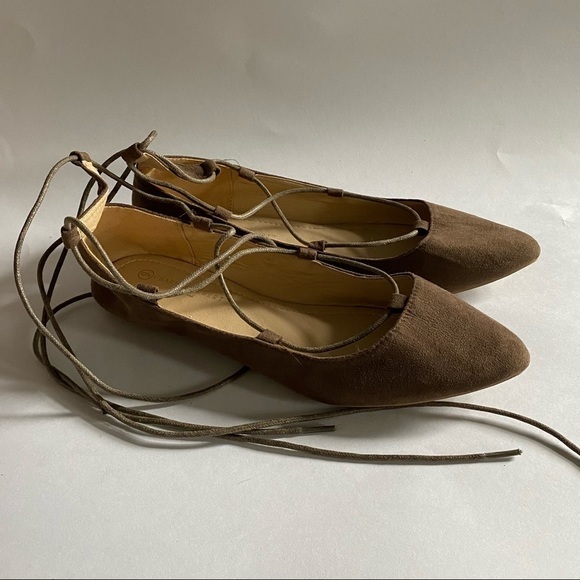 Charles Albert Shoes Women’s Size 9 Flats Lace Up The Ankle - Picture 1 of 8